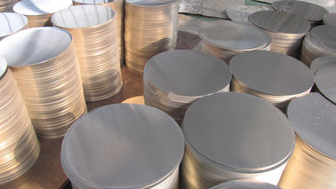 China Provando a folha de círculo de alumínio com superfície brilhante para o Cookware fornecedor
