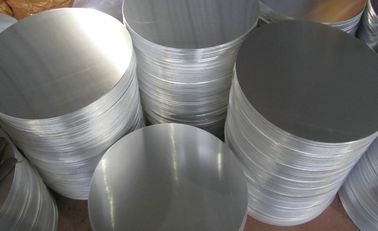 China Círculo de alumínio de laminação 1050 de Siver no diâmetro diferente fornecedor