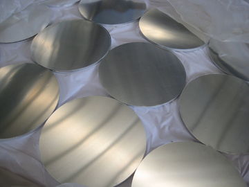 China da bacia de alumínio dos utensílios do Cookware do disco de 1050 1060 3003 C.C./centímetro cúbico disco de alumínio com espessura 0.5mm 3mm fornecedor