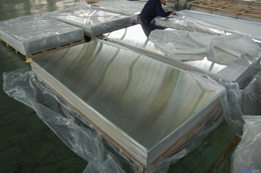China Liga de alumínio fina lustrada 1100 da folha 1050 1060 3003 5052 folhas para a indústria da construção civil fornecedor